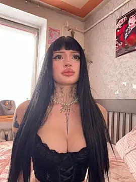 madelinexx online show from June 2, 2026, 6:37 am