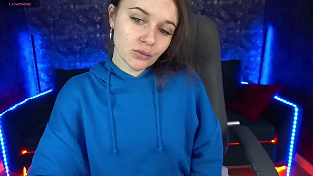 MaribelRiverr  online show from February 13, 2025, 6:30 am