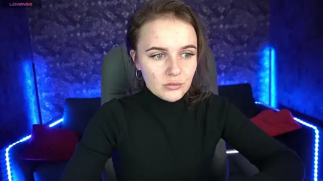 MaribelRiverr  online show from March 3, 2025, 6:37 am