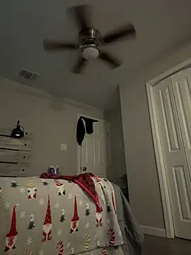 nalaniwett online show from December 6, 2024, 9:13 pm