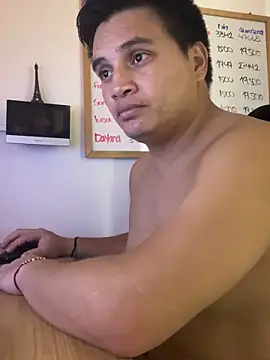 Snapshot of ahntony__69 chatting on April 28, 2026, 6:29 am ahntony 69 online show from April 28, 2026, 6:29 am