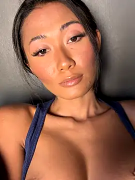 Snapshot of thai-dreamgirl chatting on October 19, 2025, 10:27 am thai-dreamgirl online show from October 19, 2025, 10:27 am