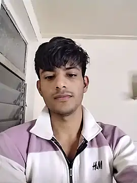 kingkartik7 online show from March 2, 2025, 3:59 pm