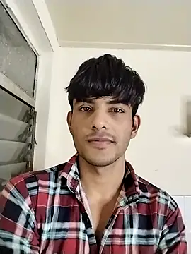 kingkartik7 online show from March 7, 2025, 4:33 pm