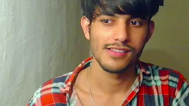 kingkartik7 online show from September 10, 2025, 3:56 pm