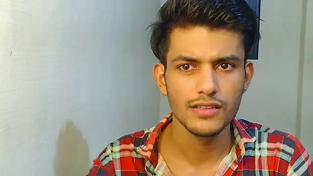 kingkartik7 online show from October 15, 2025, 3:23 pm