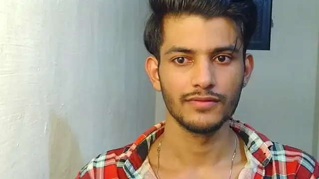 kingkartik7 online show from October 23, 2025, 4:28 pm