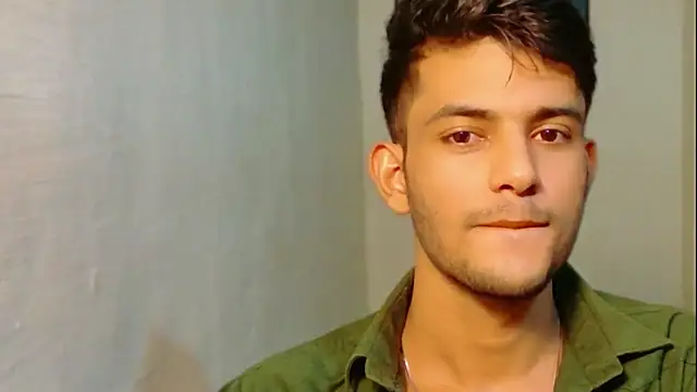 kingkartik7 online show from December 2, 2025, 5:08 pm