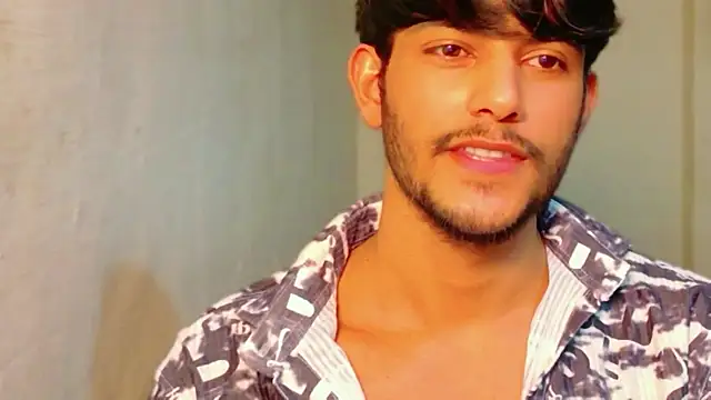 kingkartik7 online show from February 13, 2026, 4:14 pm