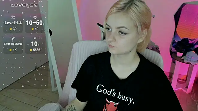 Fire Bestie online show from September 21, 2025, 12:07 pm