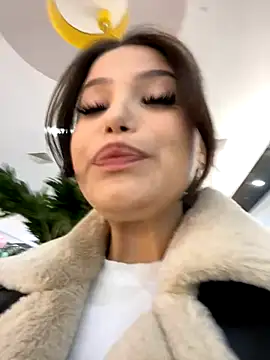 Chloe  Moon online show from October 22, 2025, 3:12 pm