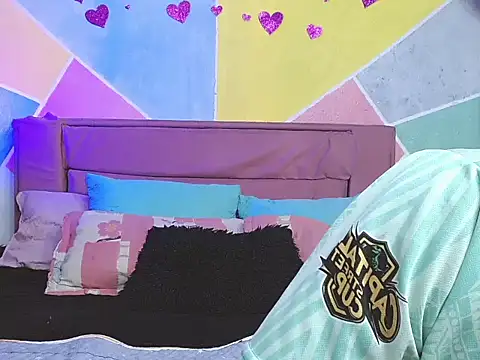 Snapshot of tylor_boy chatting on September 16, 2025, 3:29 am tylor boy online show from September 16, 2025, 3:29 am