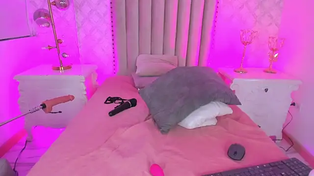 PollyGrey  online show from February 23, 2025, 12:51 am