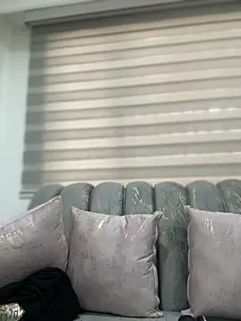 Milff parkerrr online show from December 27, 2024, 7:46 pm