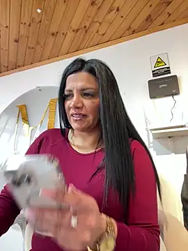 Milff parkerrr online show from March 11, 2025, 5:35 pm