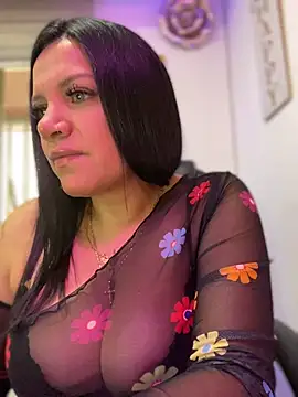 Milff parkerrr online show from April 28, 2026, 8:58 pm