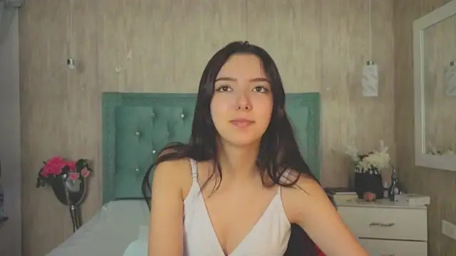 Marcelaa fox online show from October 6, 2025, 8:06 pm