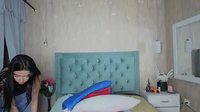 Marcelaa fox online show from March 9, 2026, 7:40 pm