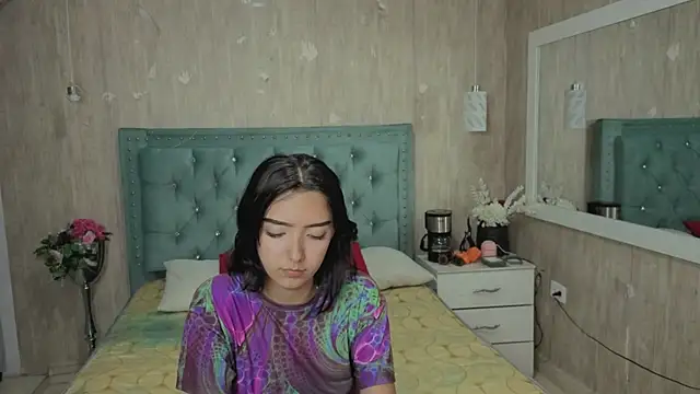 Marcelaa fox online show from April 14, 2026, 10:05 pm