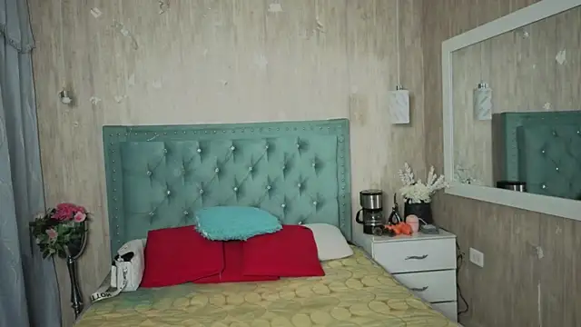 Marcelaa fox online show from April 21, 2026, 1:42 am