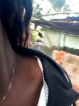 Black juicy24 online show from January 21, 2025, 2:15 pm