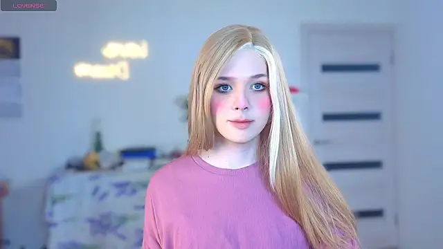  yourFoxy  online show from October 12, 2025, 2:16 pm