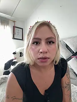 ConstansBlonde online show from December 18, 2024, 6:25 pm