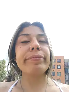 Sweel Leyva18 online show from December 2, 2024, 2:52 pm