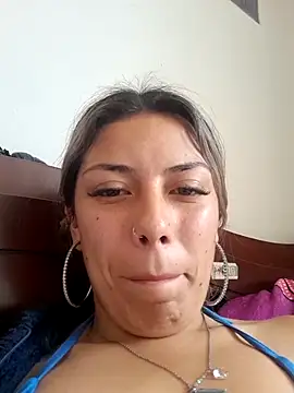 Sweel Leyva18 online show from December 4, 2024, 5:00 pm