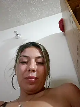 Sweel Leyva18 online show from January 24, 2025, 4:48 am