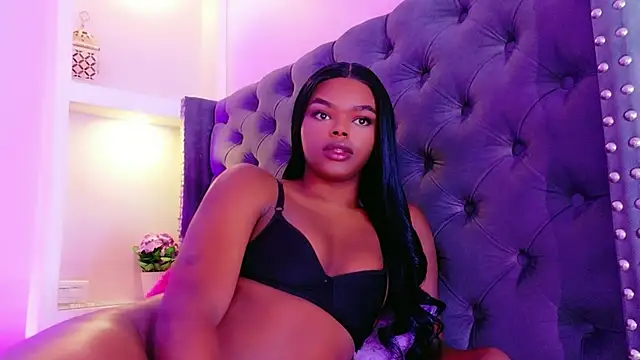 CamiEstrada online show from February 10, 2026, 7:12 am