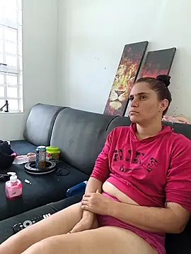 Scarlett-Leh online show from February 5, 2026, 1:27 pm