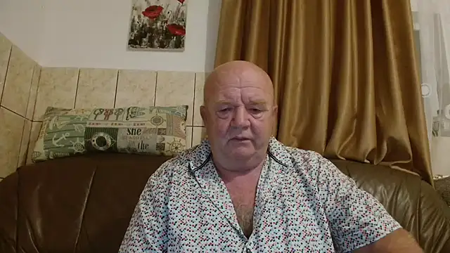 fullballs6 online show from October 9, 2025, 1:47 am