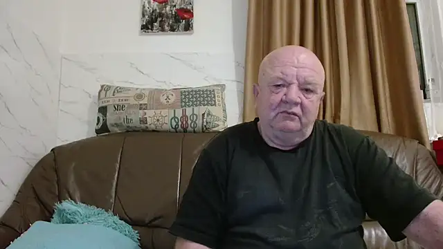 fullballs6 online show from March 25, 2026, 2:50 am