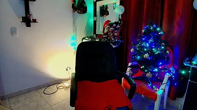 TinnaDawsom online show from December 20, 2024, 4:53 am