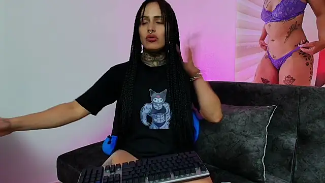 TinnaDawsom online show from February 11, 2025, 12:17 am