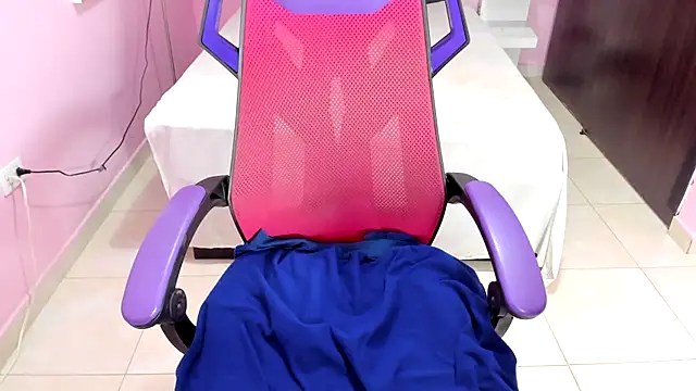 mommy whore slut online show from March 14, 2025, 11:56 am