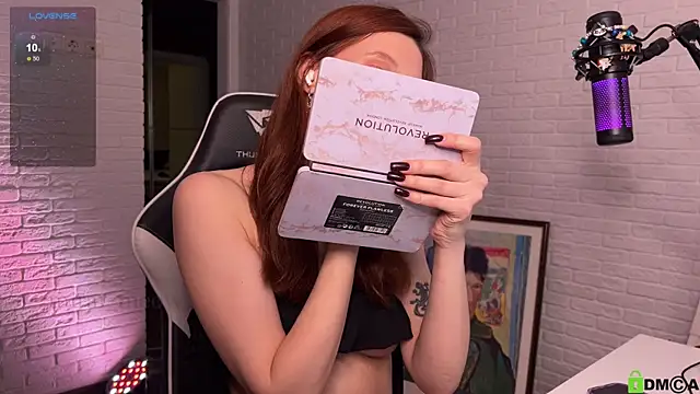 mirai meeow online show from December 6, 2024, 11:33 am