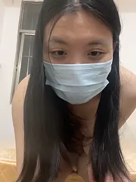 zqq5522 online show from February 17, 2025, 9:41 pm