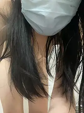 zqq5522 online show from February 21, 2025, 2:27 pm