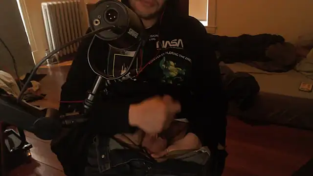 chicostick413 online show from March 1, 2025, 1:51 pm