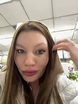 justmila online show from December 30, 2024, 10:53 am