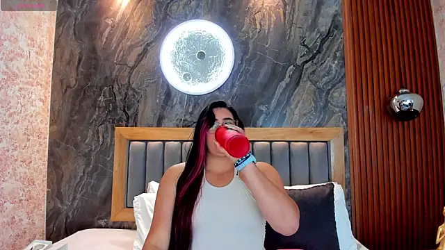 BellaPeers  online show from October 9, 2025, 11:52 am