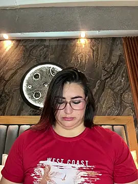 BellaPeers  online show from April 22, 2026, 12:39 pm