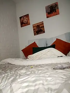 Shria107 online show from January 31, 2026, 8:18 pm