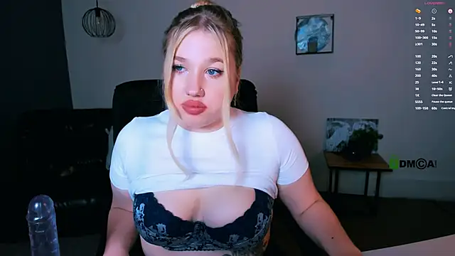 juli kisss online show from January 3, 2025, 11:12 pm