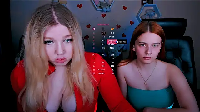 juli kisss online show from March 21, 2025, 8:08 pm