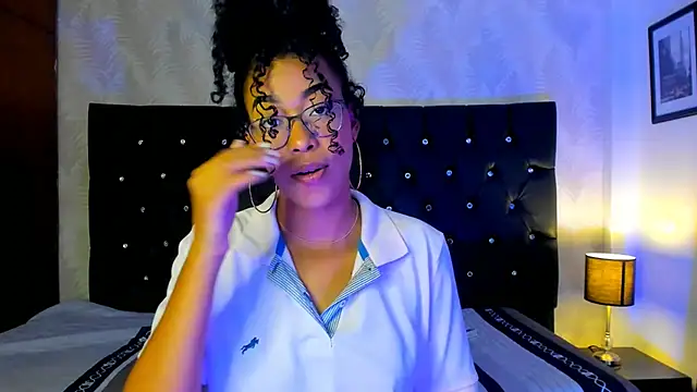 sasha fox00 online show from January 17, 2025, 4:15 pm