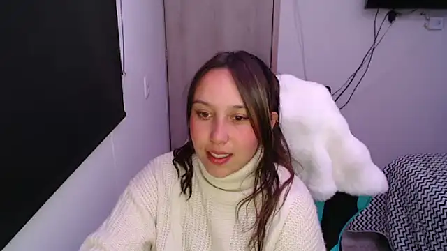 Skarlet Adams28 online show from October 8, 2025, 9:23 pm