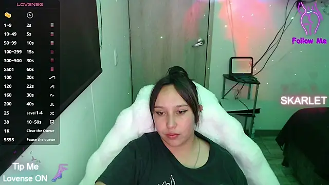 Skarlet Adams28 online show from October 10, 2025, 11:48 pm